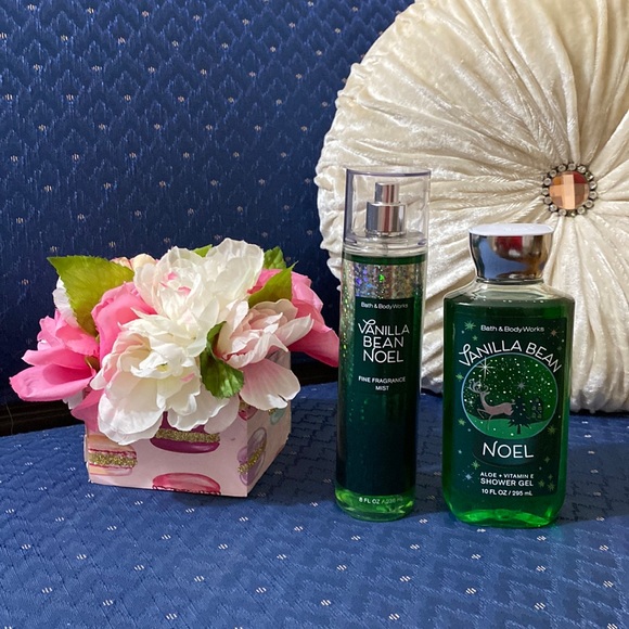 Bath & Body Works Other - ❤️BATH & BODY WORKS SET. . . VANILLA BEAN NOEL SCENT!!!!